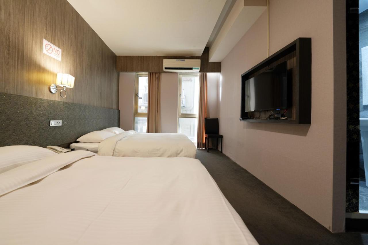 Meworld Hotel - Ximen Tajpej Buitenkant foto
